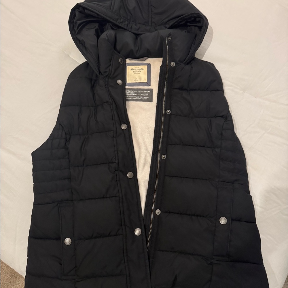 Abercrombie & Fitch Black and Cream Premium Outerwear